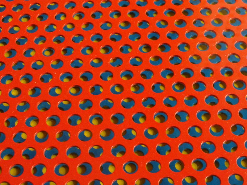 Lochbleche-Bild (2)  Detail.JPG